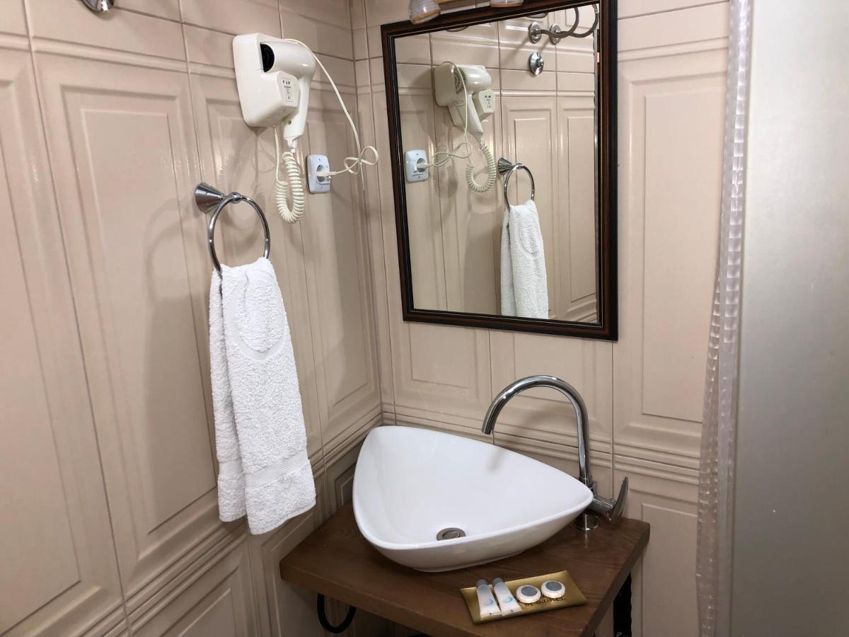 Hotel Fjorr พริเซรน ภายนอก รูปภาพ
